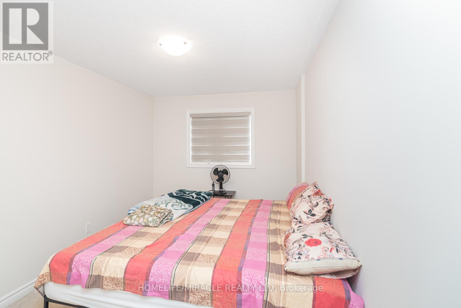 82 BAKER STREET - 15
