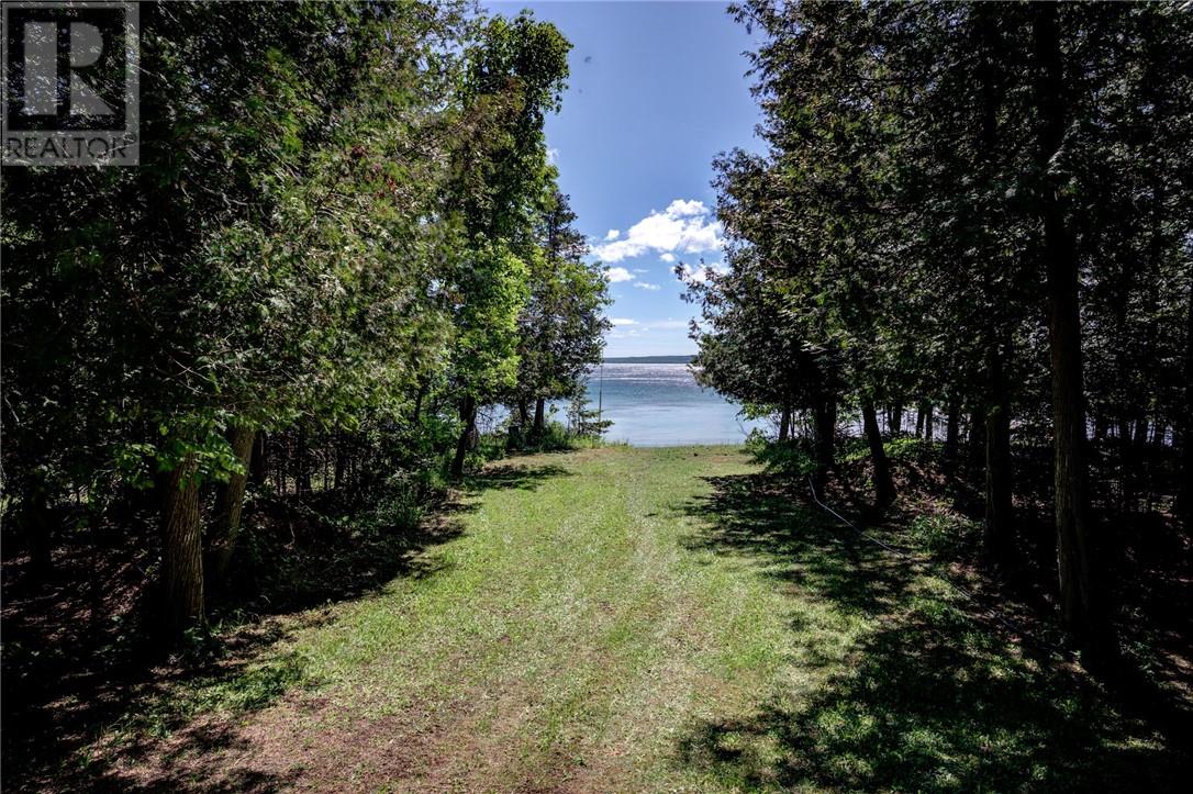 1084 Bay Estates Road S - 23