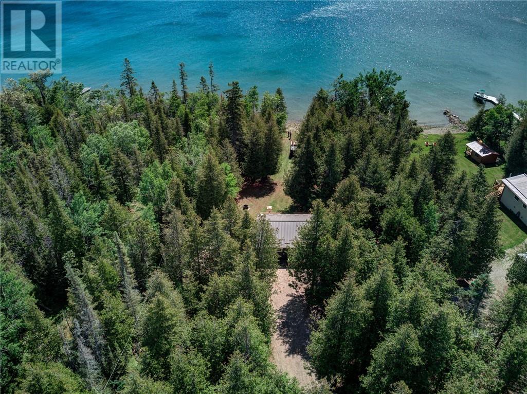 1084 Bay Estates Road S - 24