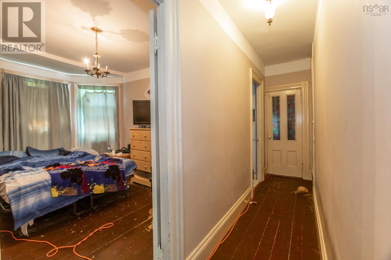 139 South Street - 27