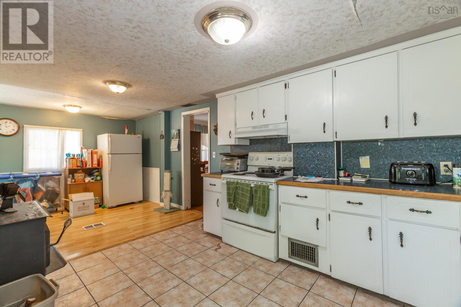 139 South Street - 12