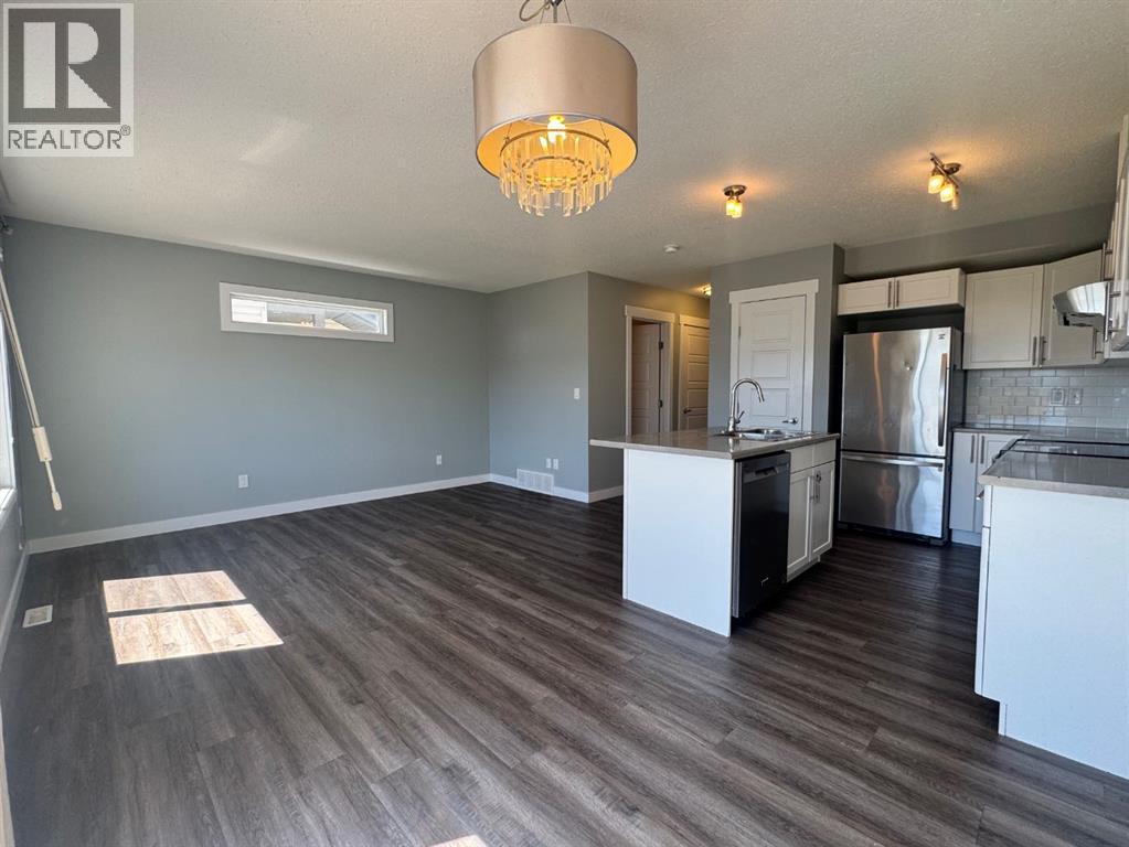 8453 101 Street — photo 14