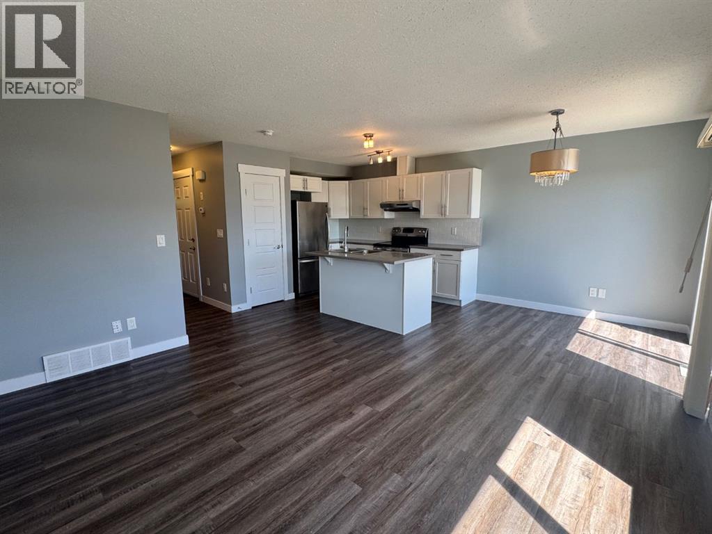 8453 101 Street — photo 15