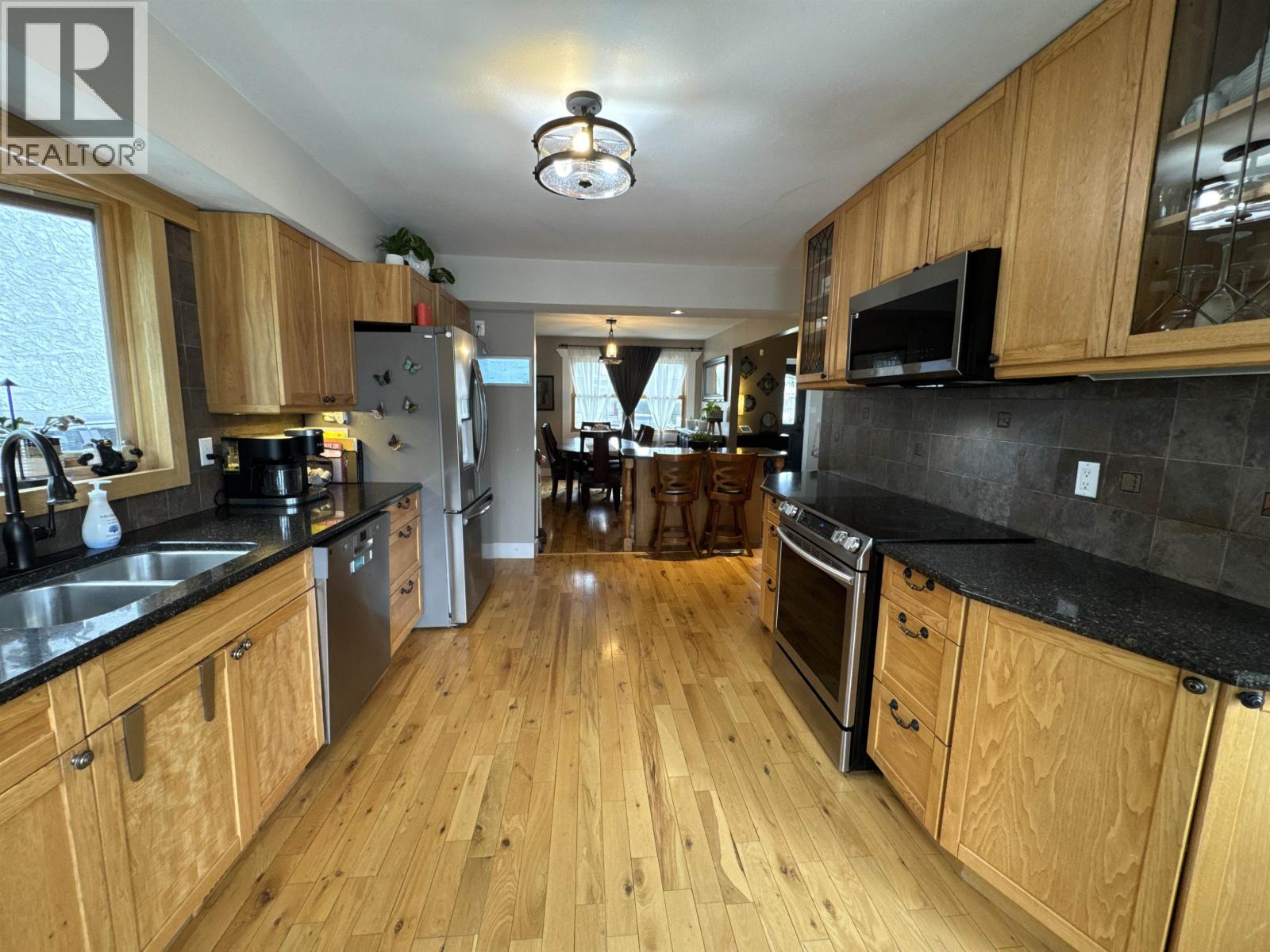 11215 93 STREET - 6