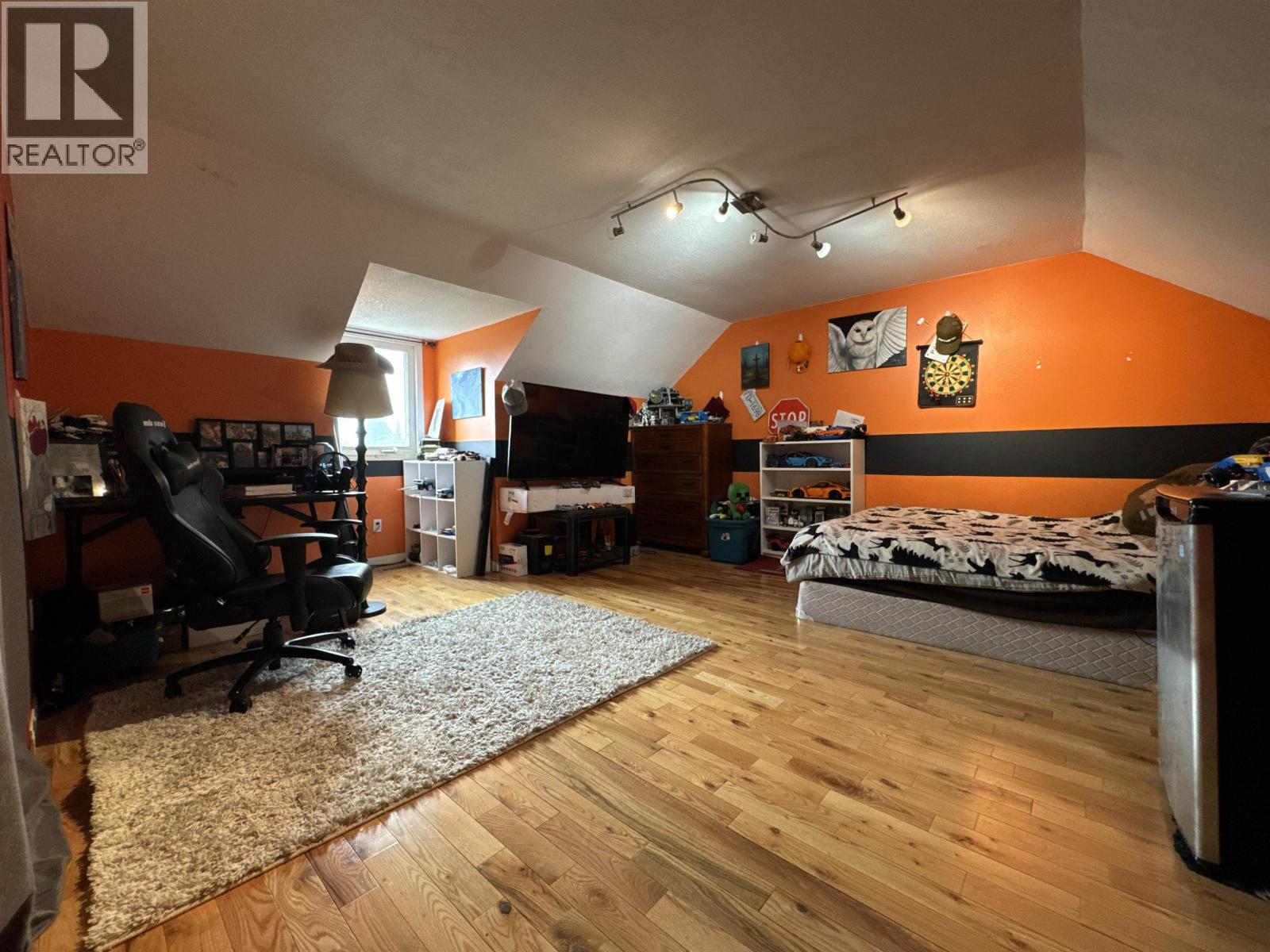 11215 93 STREET - 17