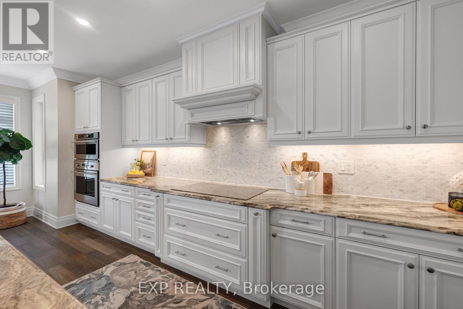 166 BABER CRESCENT - 11
