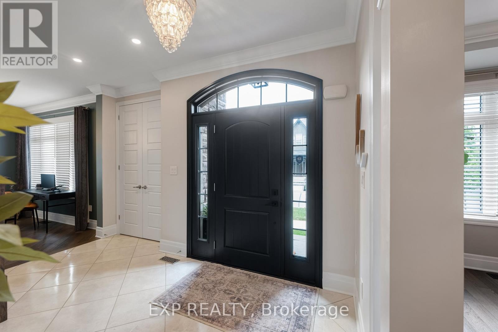 166 BABER CRESCENT - 3