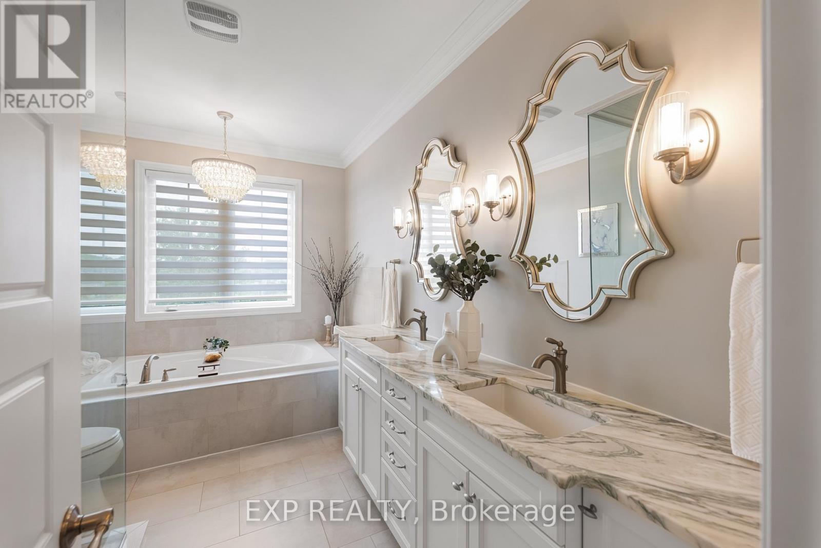 166 BABER CRESCENT - 30