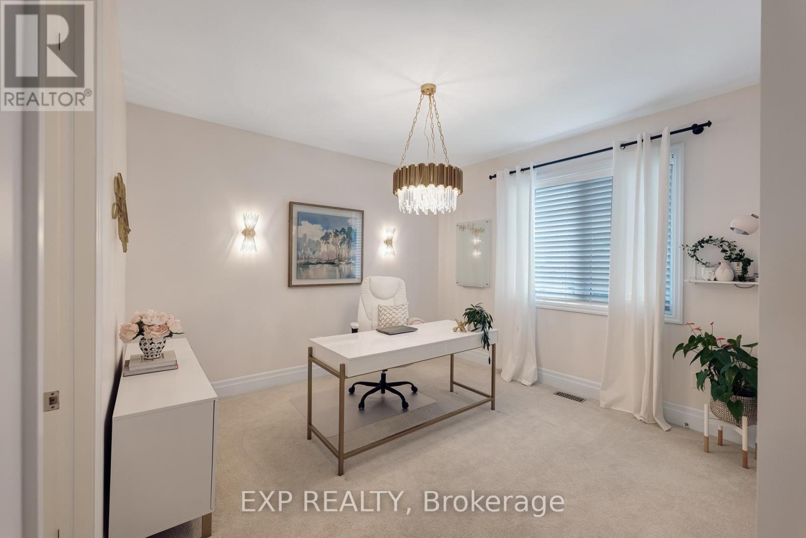 166 BABER CRESCENT - 33