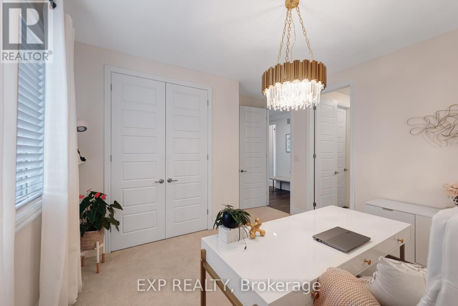 166 BABER CRESCENT - 34