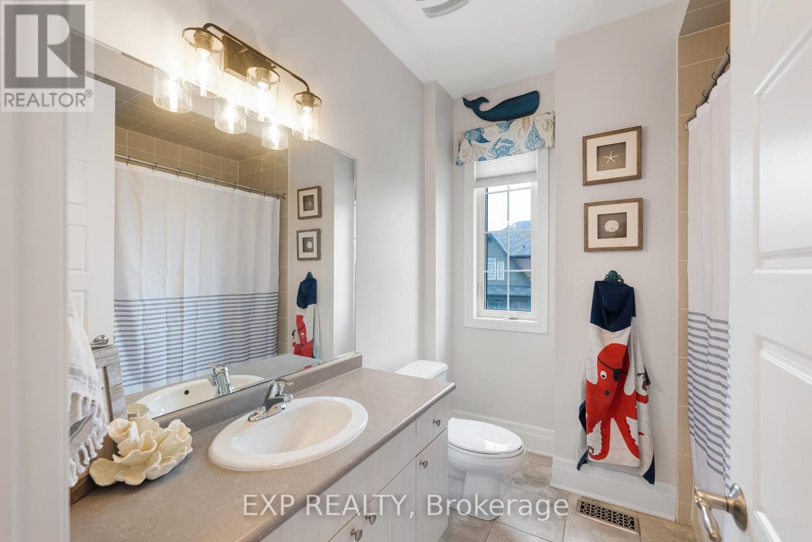 166 BABER CRESCENT - 38