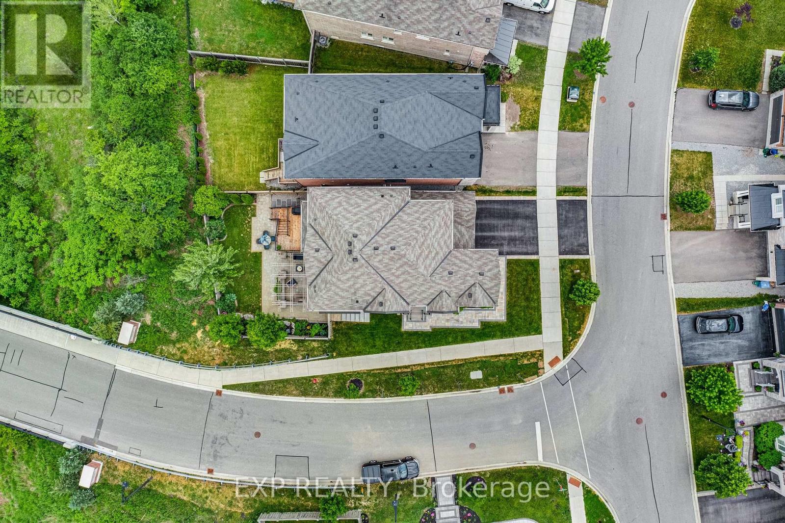 166 BABER CRESCENT - 42
