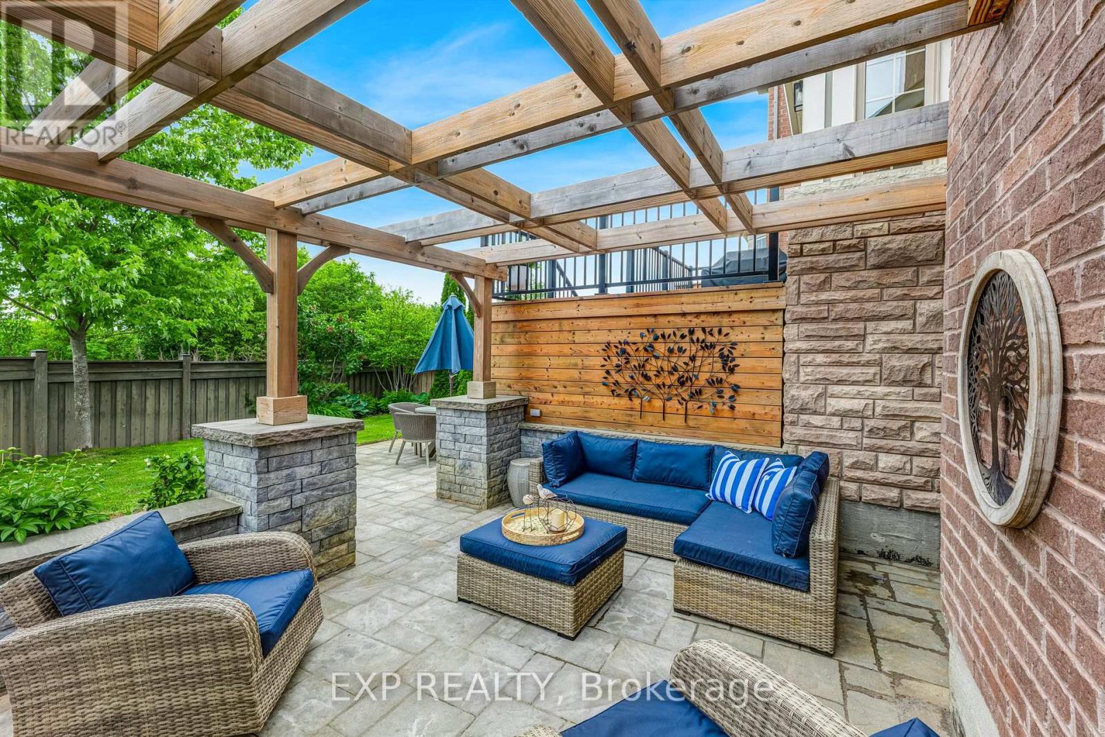 166 BABER CRESCENT - 45
