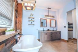 67028 Willowdale Road, Cooks Creek, MB R5M0G5 Photo 26