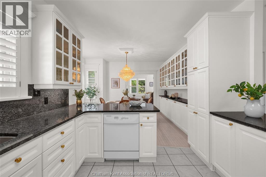 8274 Talbot TRAIL - 13