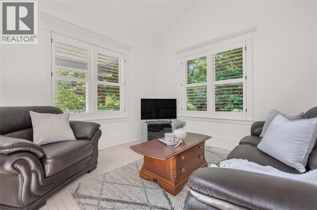 8274 Talbot TRAIL - 19