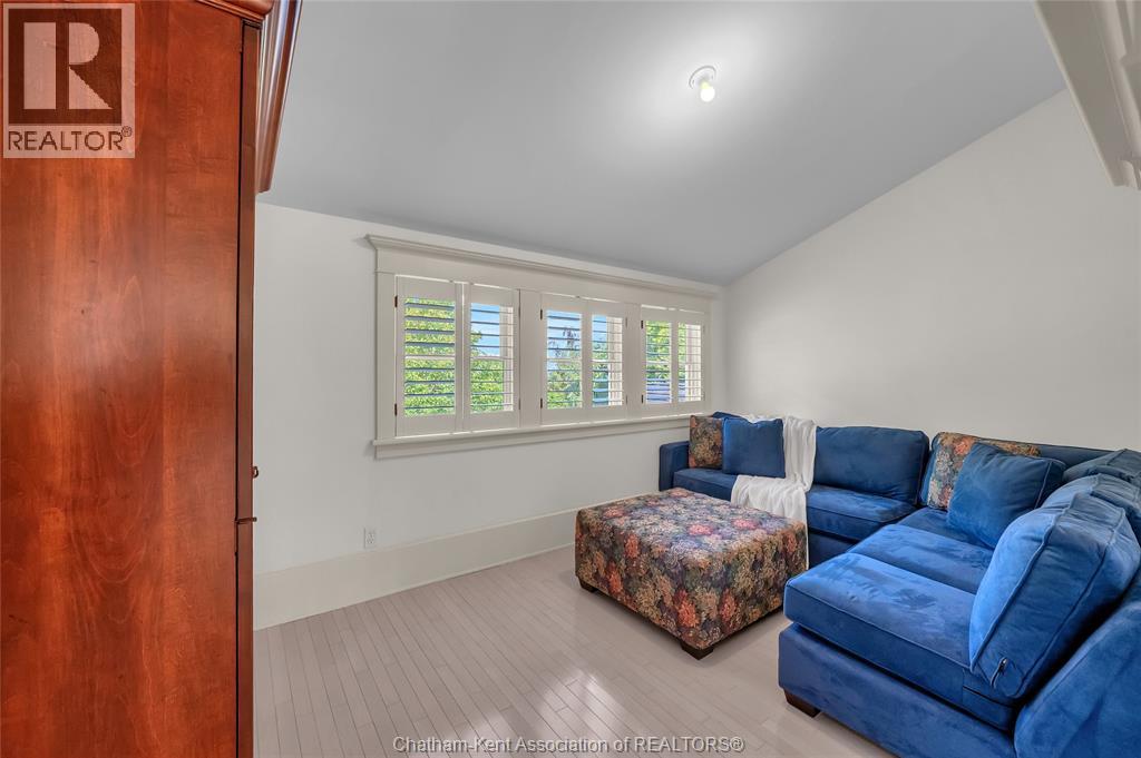 8274 Talbot TRAIL - 32