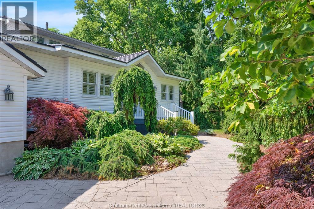 8274 Talbot TRAIL - 44