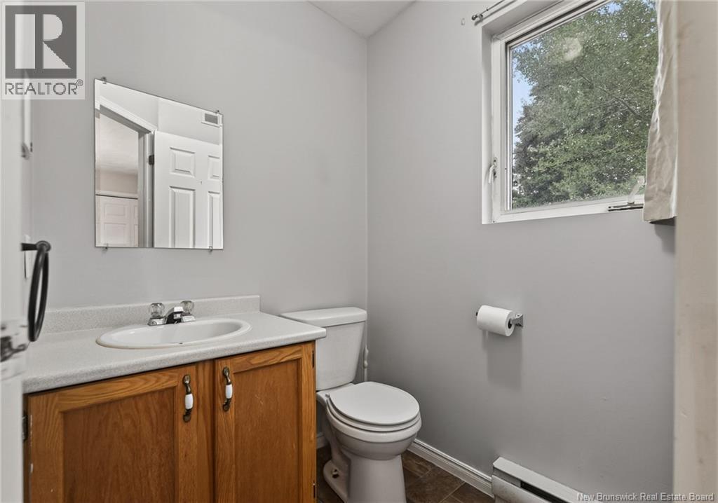 233 Kendra Street - 12