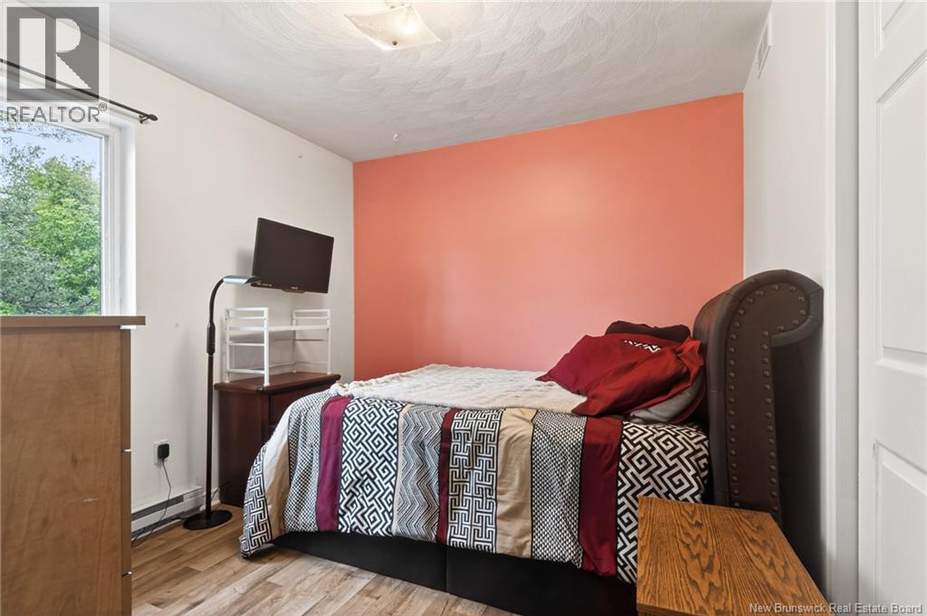 233 Kendra Street - 18