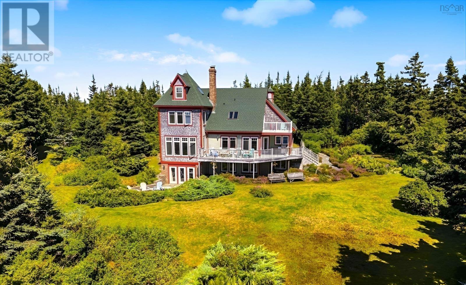 20 Pierce Point Road - 1