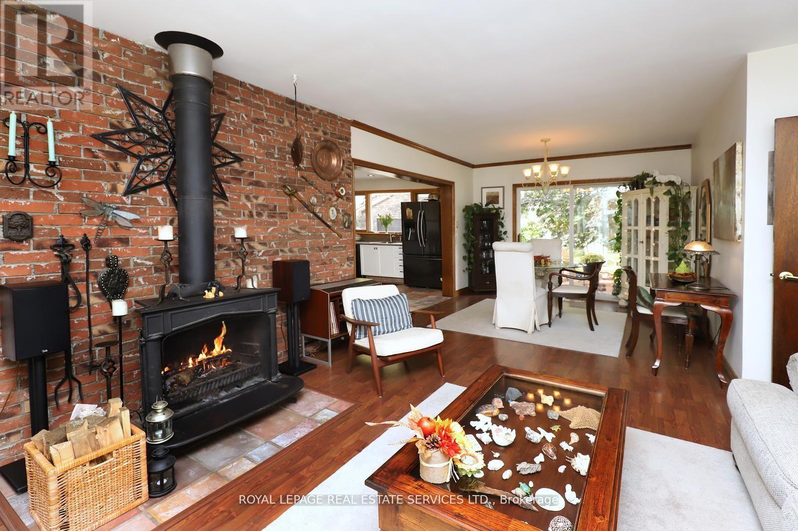 167 OLIVER PLACE - 9