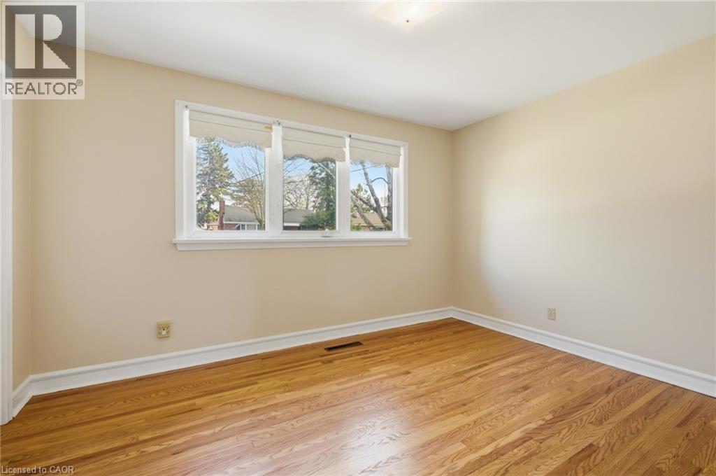 58 LOWREY Avenue S - 17