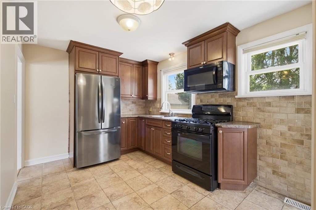58 LOWREY Avenue S - 14