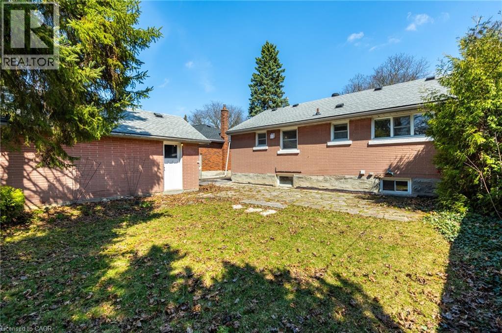 58 LOWREY Avenue S - 37