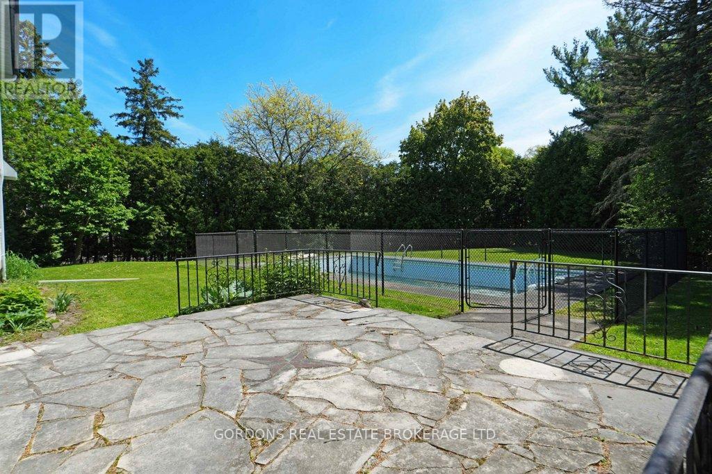5 Bed, 3 Bath House for Sale in Ottawa – 35 ALEUTIAN ROAD, Ottawa – MLS# X13444176 - Image 43