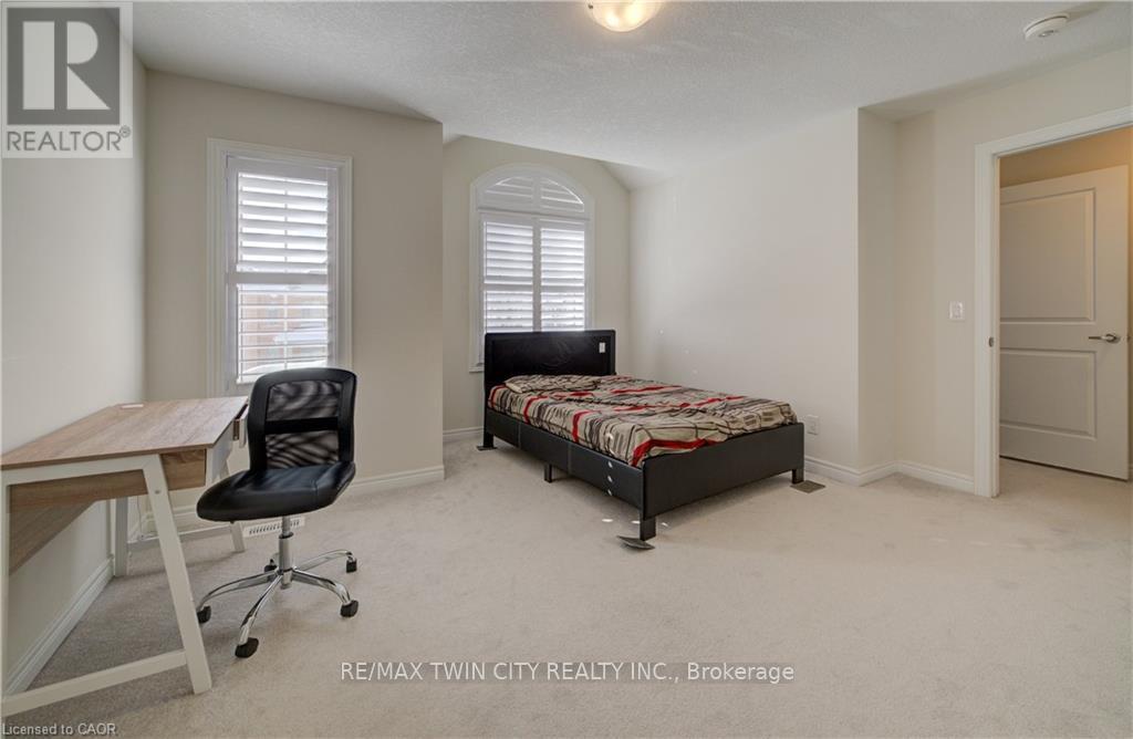 588 BECKVIEW CRESCENT - 28
