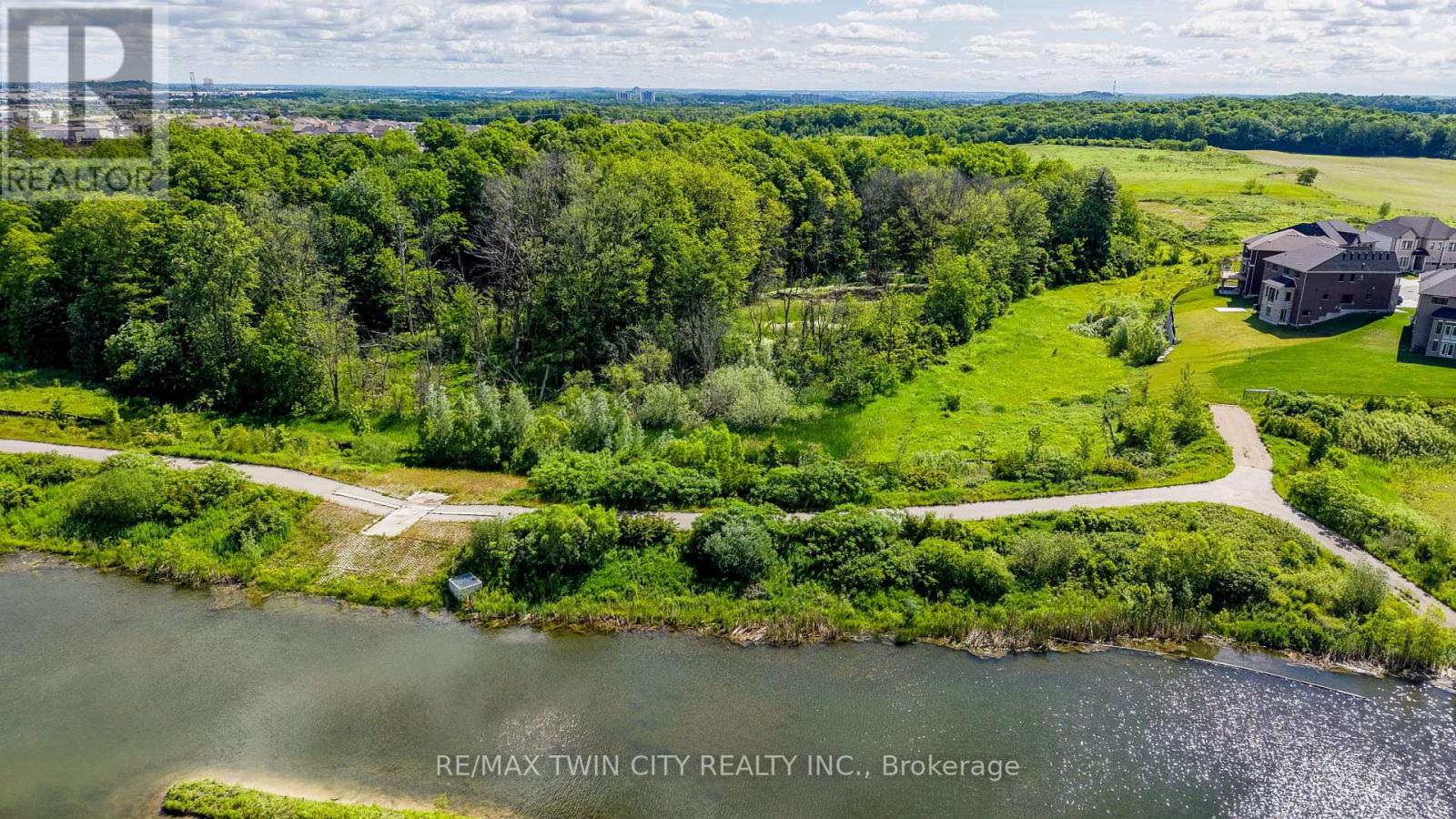 588 BECKVIEW CRESCENT - 46
