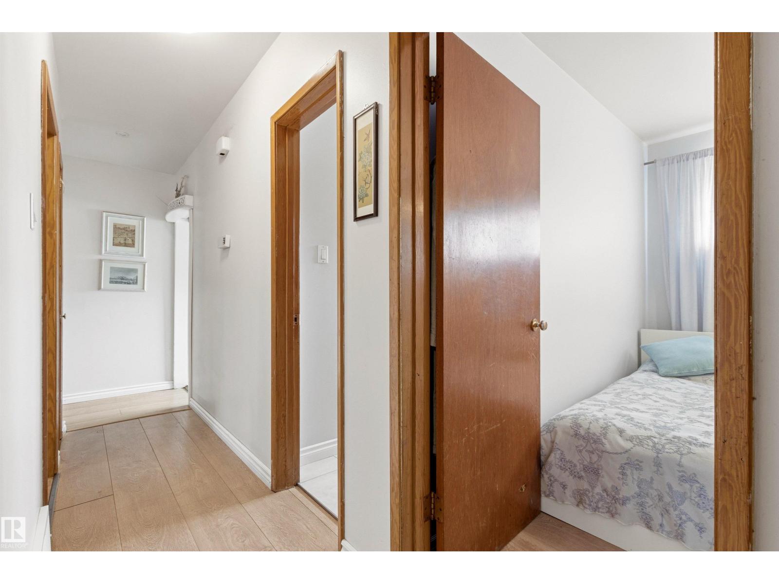 8719 164A ST NW — photo 30