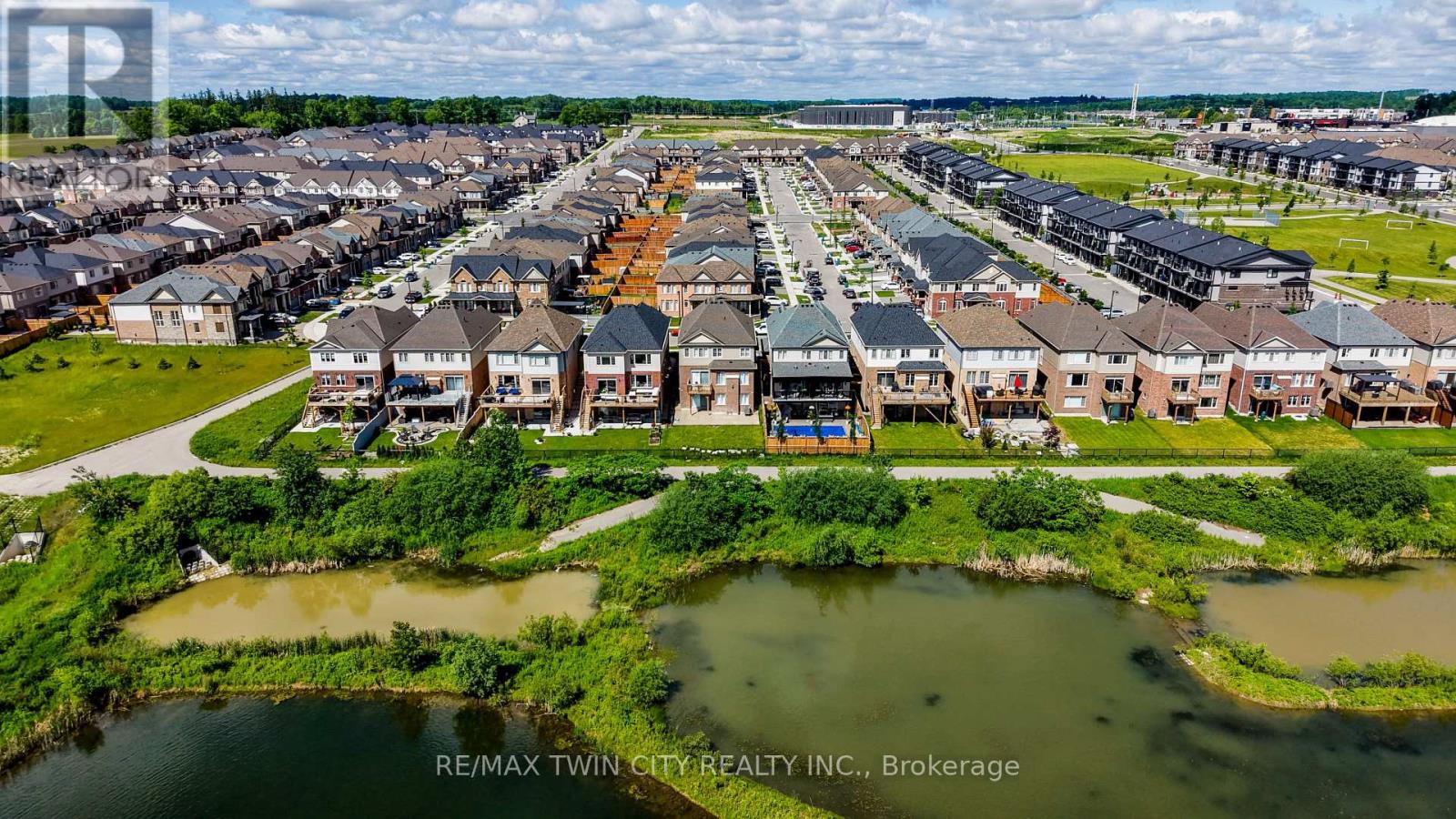 588 BECKVIEW CRESCENT - 43