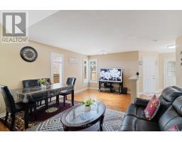3237 Bayham Lane, London South, ON N6P1V8 Photo 11