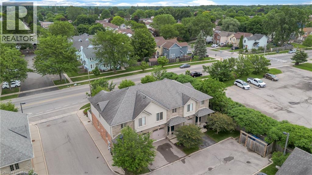 #C2 12 BRANTWOOD PARK Road - 40