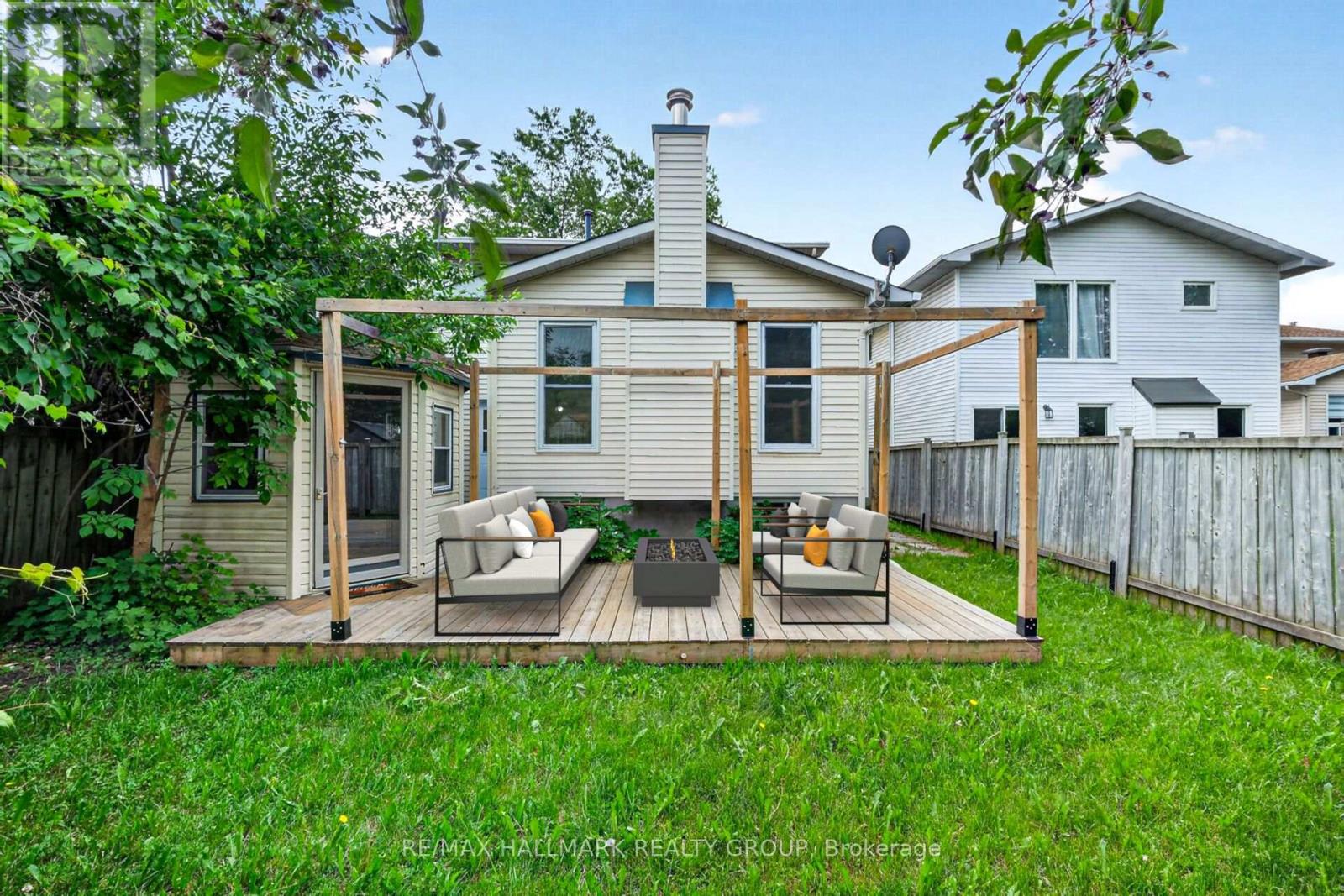 4 GOWRIE DRIVE - 37
