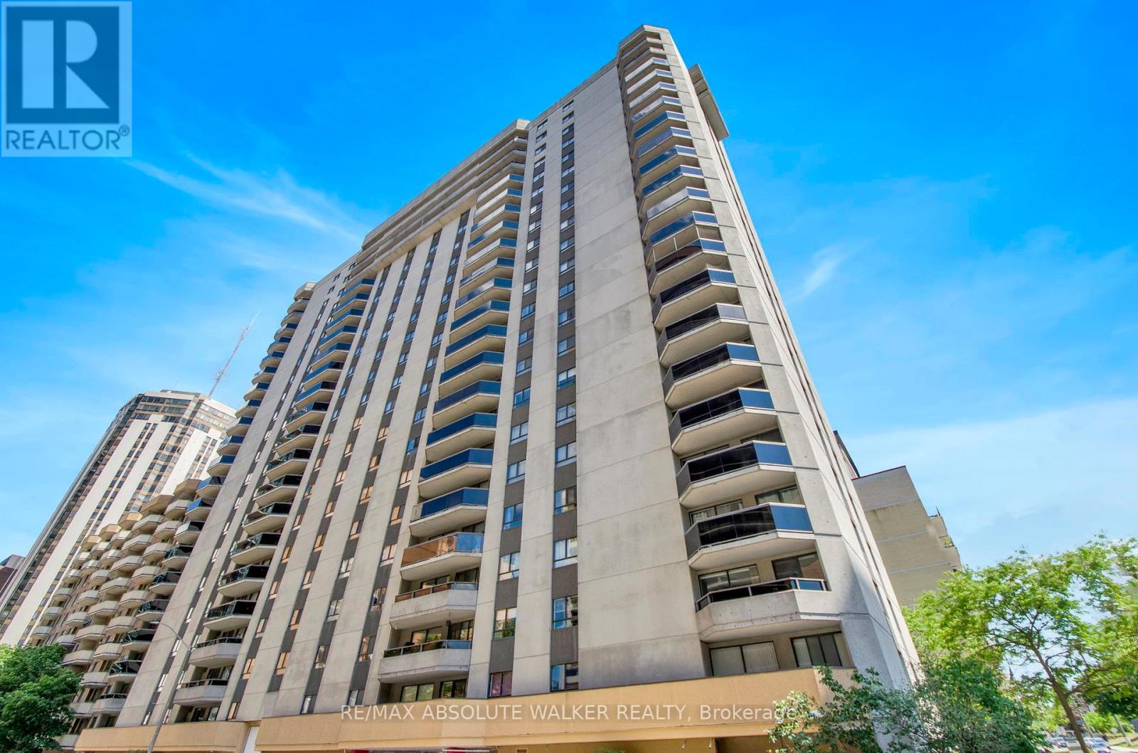 #201 470 LAURIER AVENUE W - 1