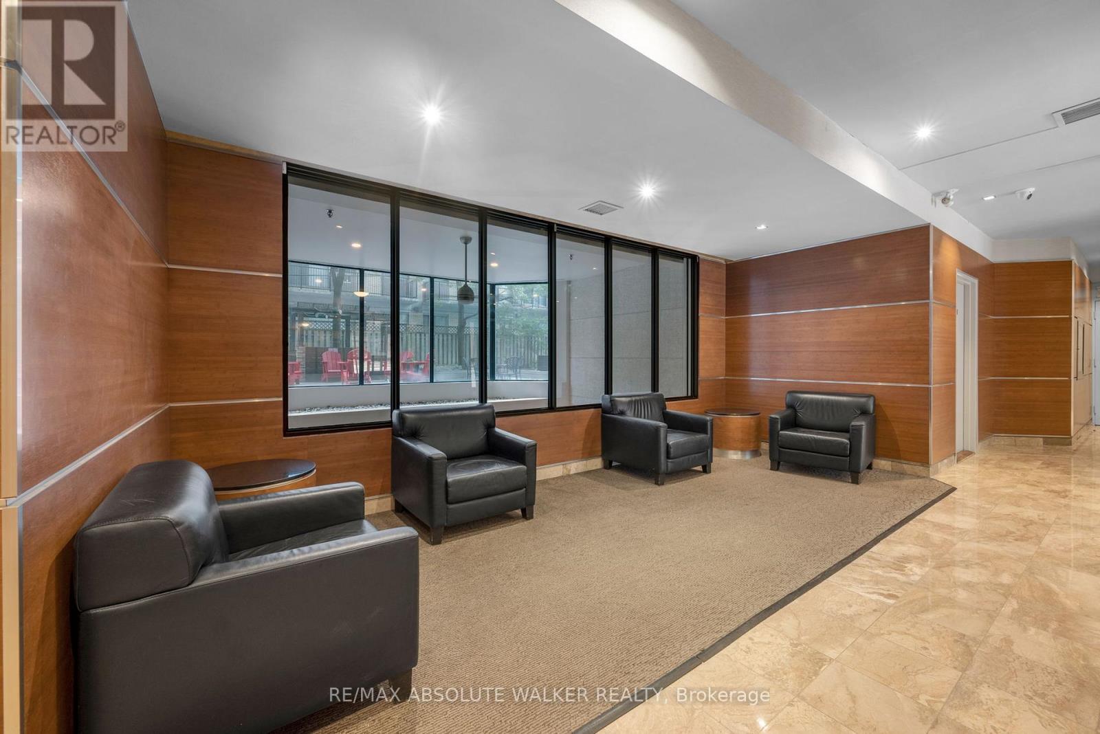 #201 470 LAURIER AVENUE W - 27