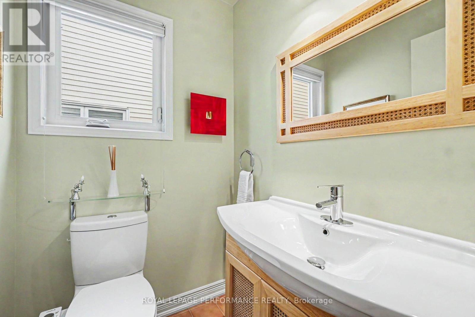 1689 BOISBRIAND CRESCENT - 13