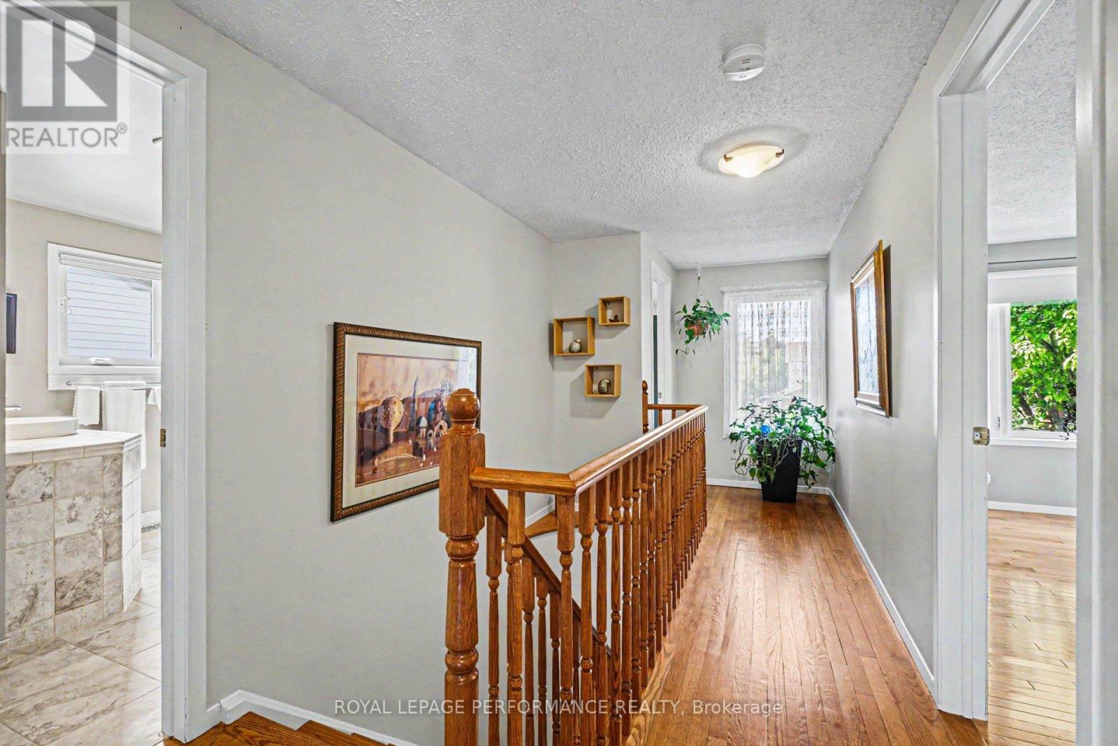 1689 BOISBRIAND CRESCENT - 16