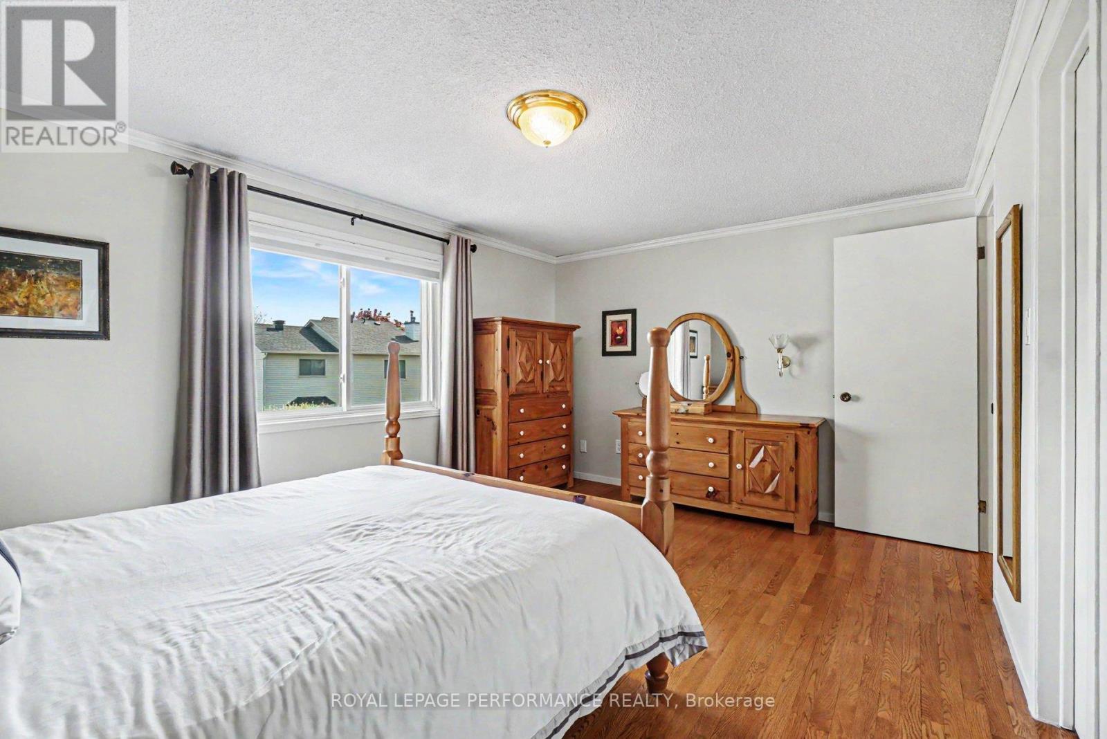 1689 BOISBRIAND CRESCENT - 19