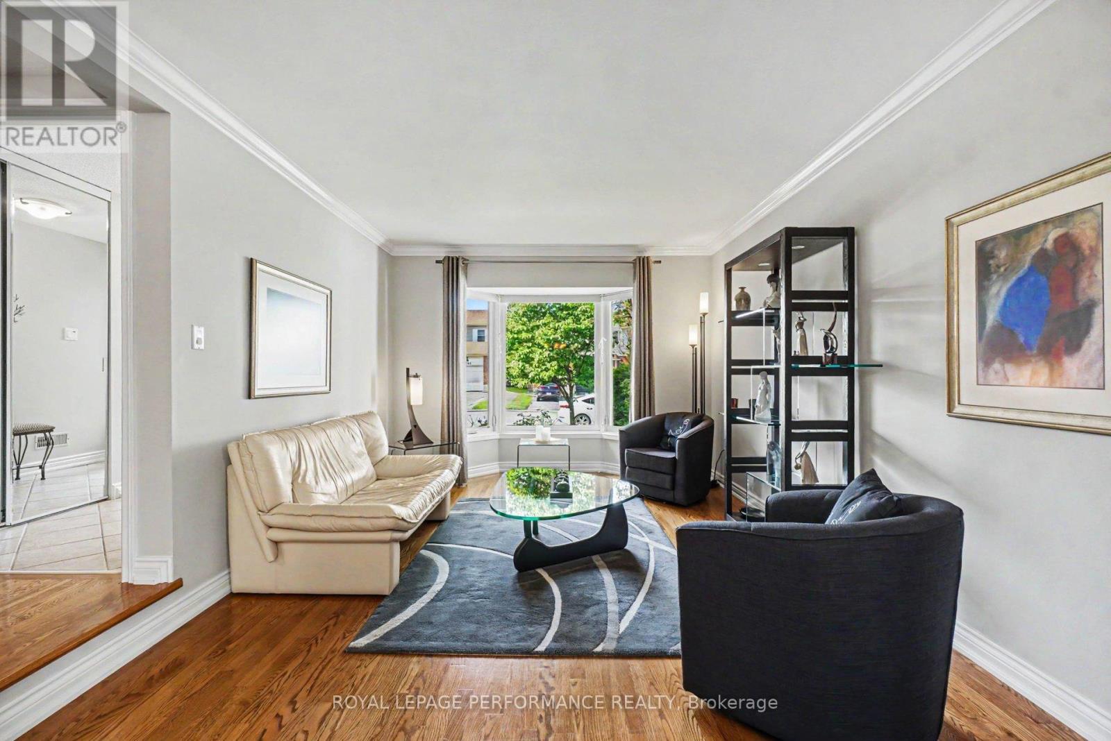 1689 BOISBRIAND CRESCENT - 2