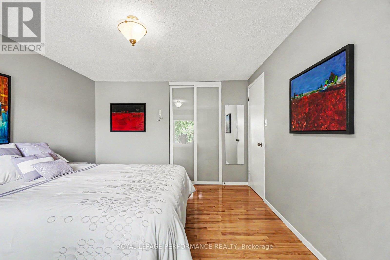 1689 BOISBRIAND CRESCENT - 23