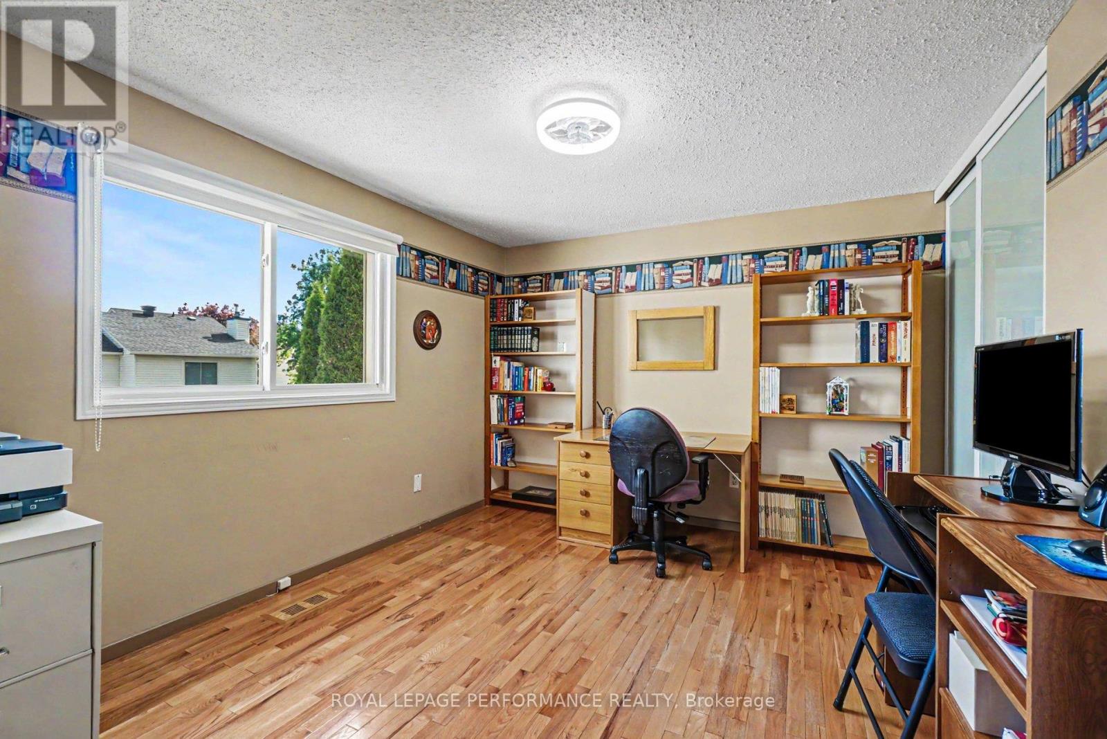 1689 BOISBRIAND CRESCENT - 26