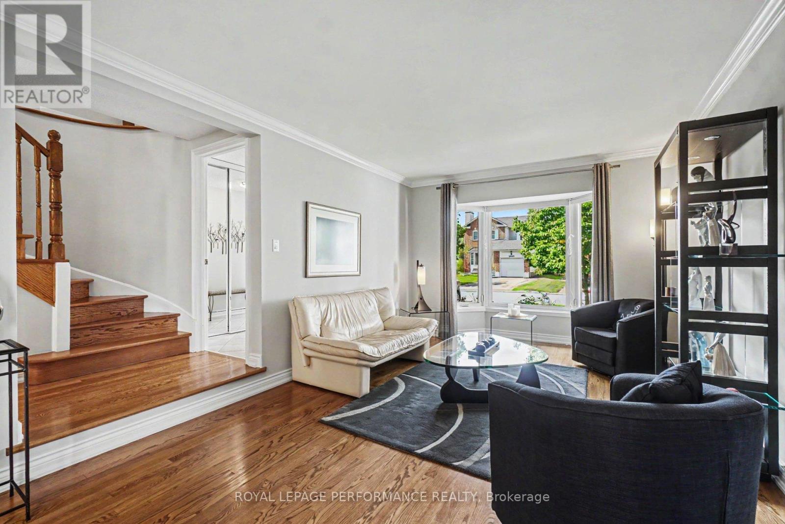 1689 BOISBRIAND CRESCENT - 3
