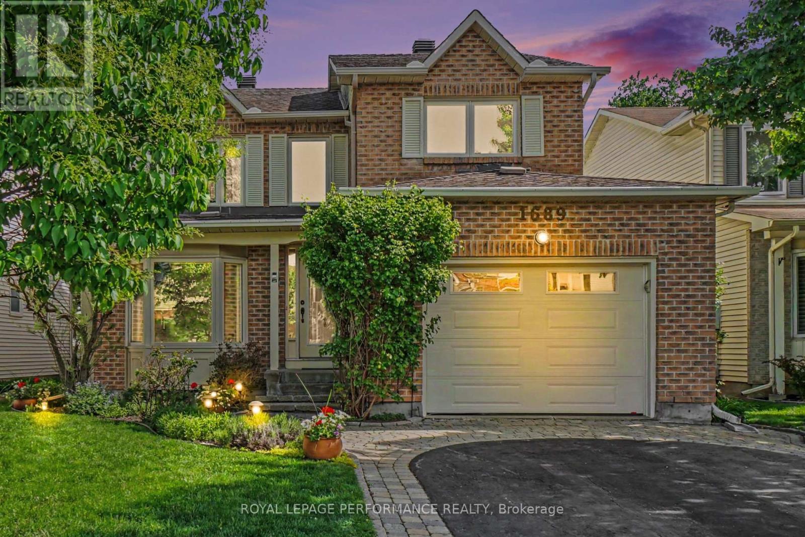 1689 BOISBRIAND CRESCENT - 34