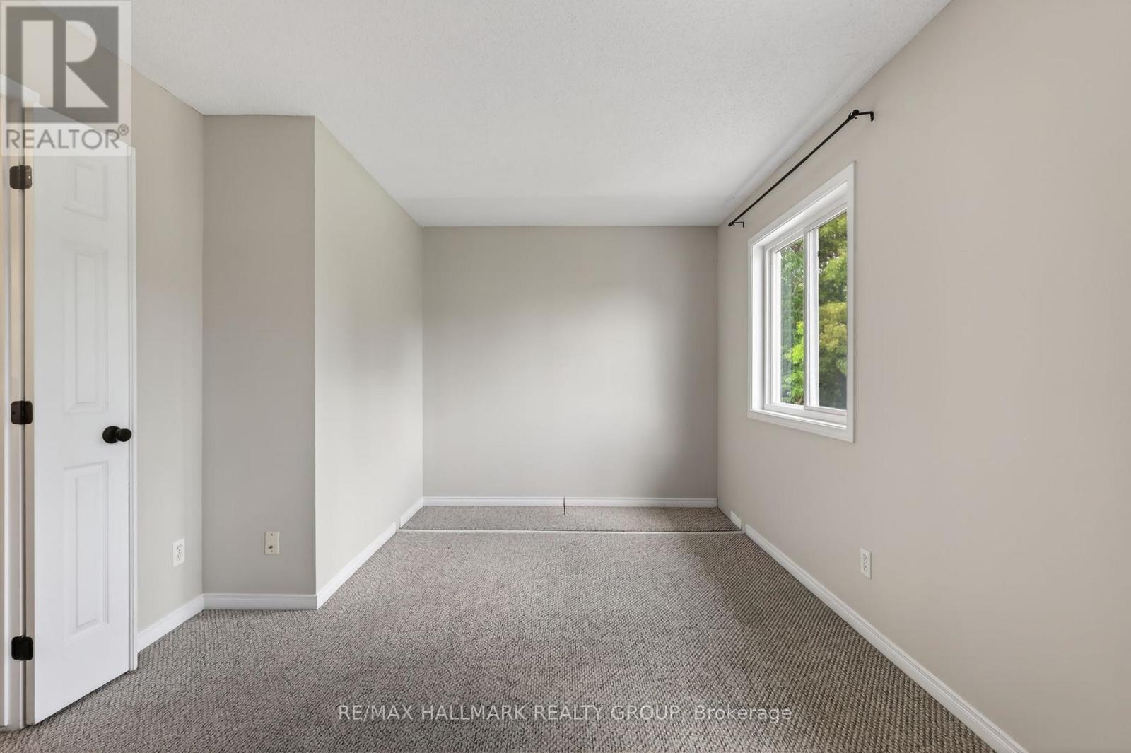 3 Bed, 3 Bath House for Rent in Ottawa – 130 COLLEGE CIRCLE, Ottawa – MLS# X13444462 - Image 23
