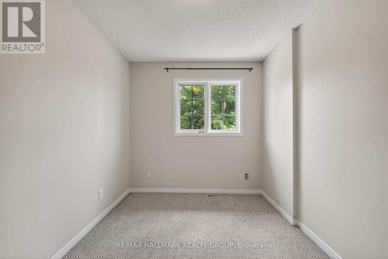 3 Bed, 3 Bath House for Rent in Ottawa – 130 COLLEGE CIRCLE, Ottawa – MLS# X13444462 - Image 26
