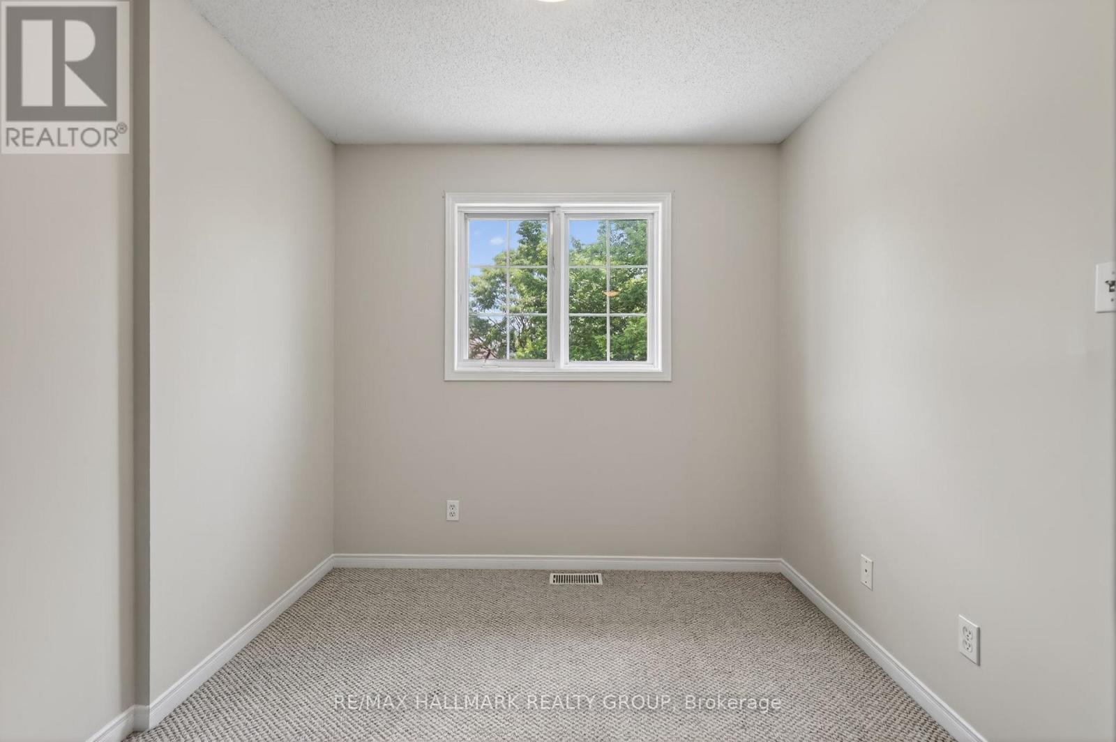 3 Bed, 3 Bath House for Rent in Ottawa – 130 COLLEGE CIRCLE, Ottawa – MLS# X13444462 - Image 30